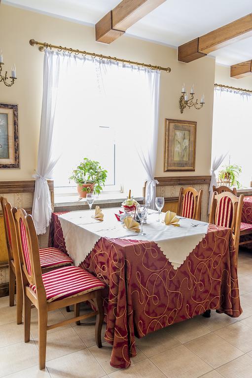 Uroczysko Bed & Breakfast Jastrowie Luaran gambar